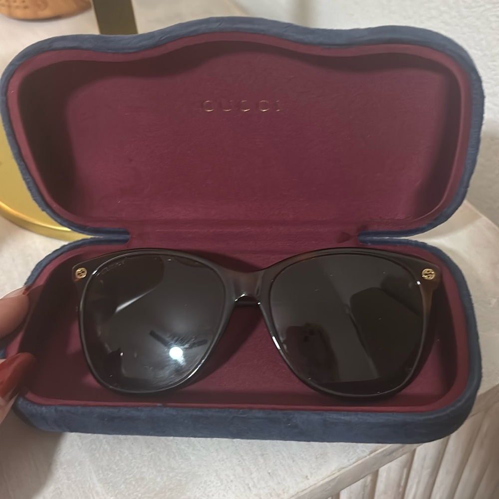 Gucci sunglasses